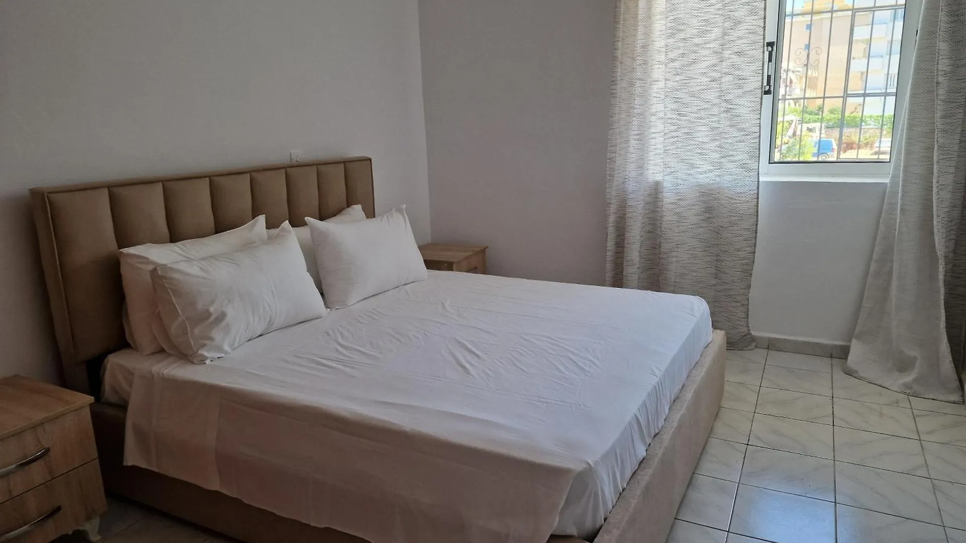 Cozy Apartament Sarand Sarande 0*,